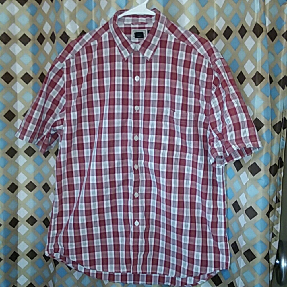 Arizona Short sleeve button down shirt Medium